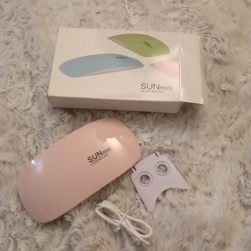 SUNmini UV / LED Nail lamp with Flawed hinge